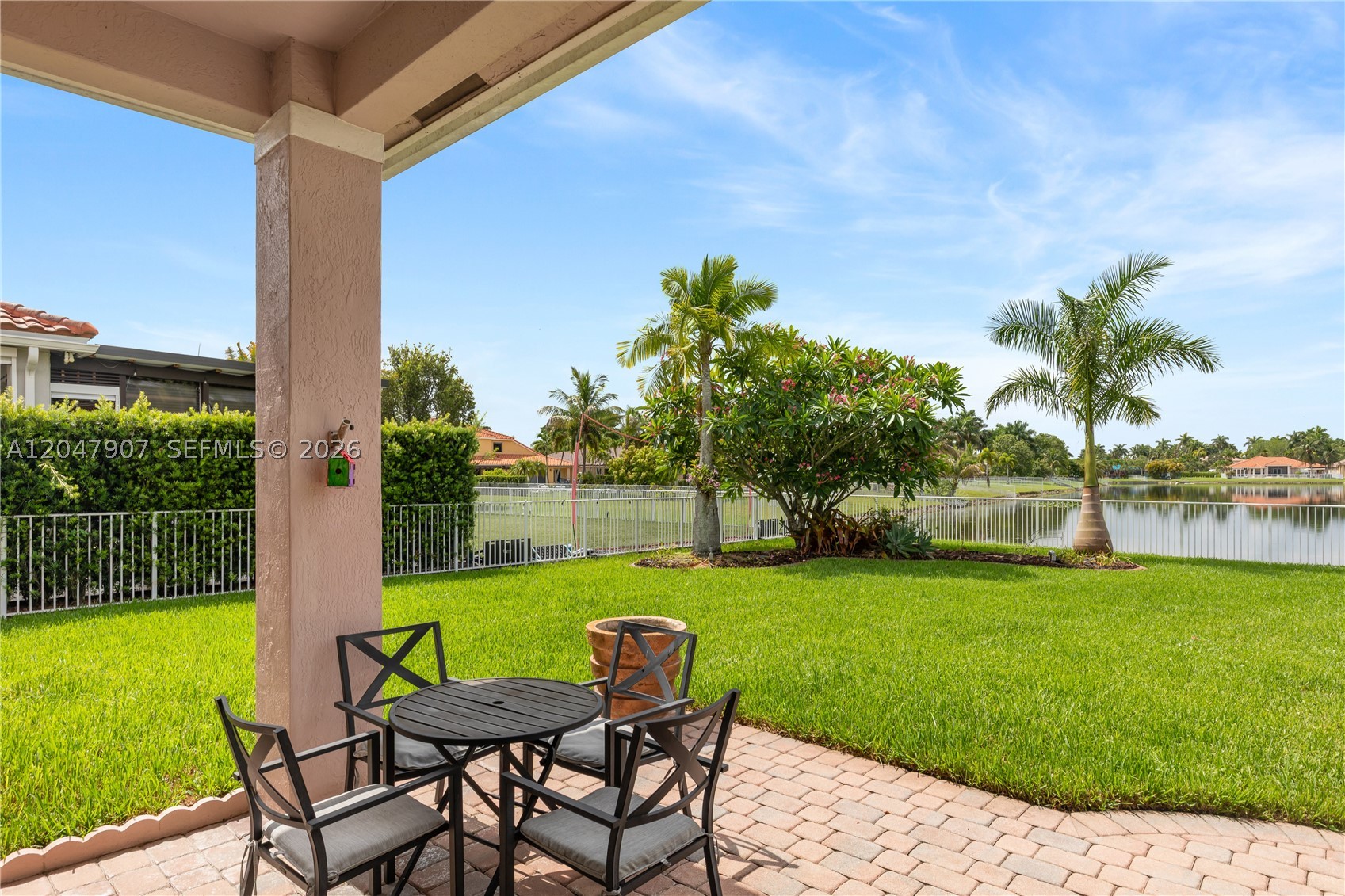 18500 SW 7th St, Pembroke Pines FL 33029