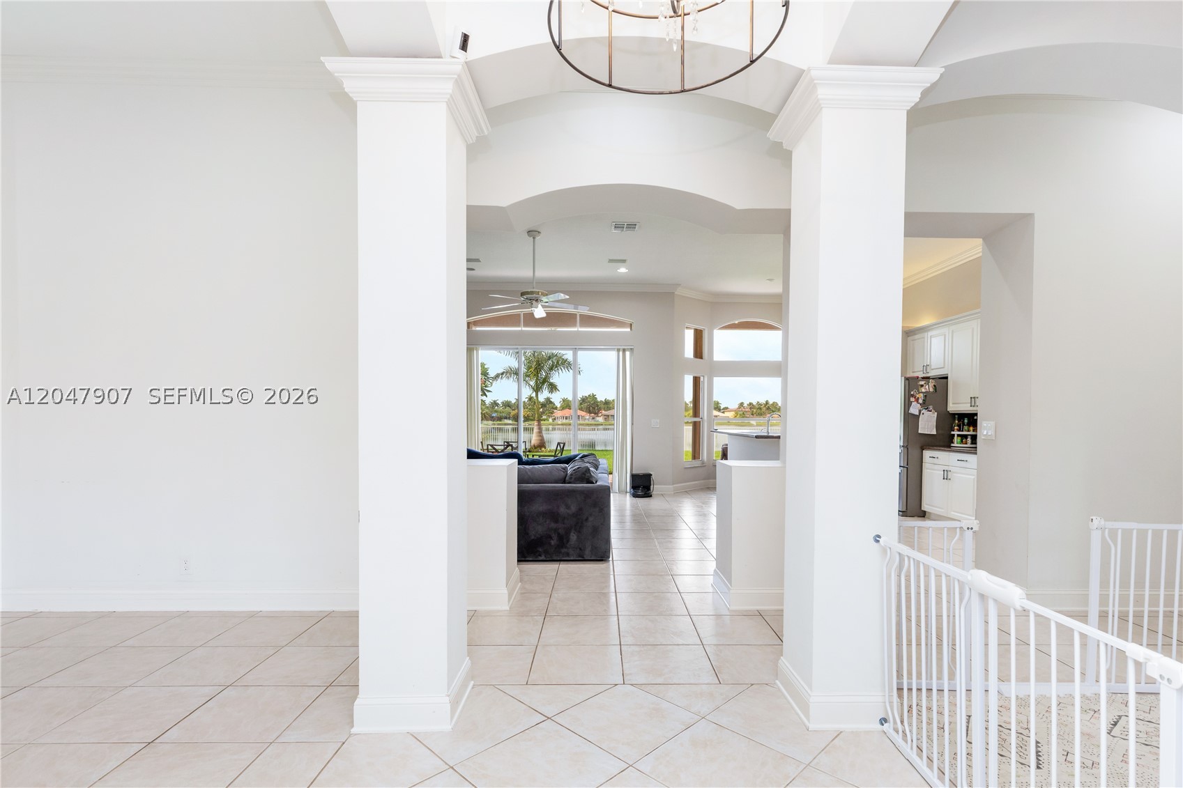 18500 SW 7th St, Pembroke Pines FL 33029