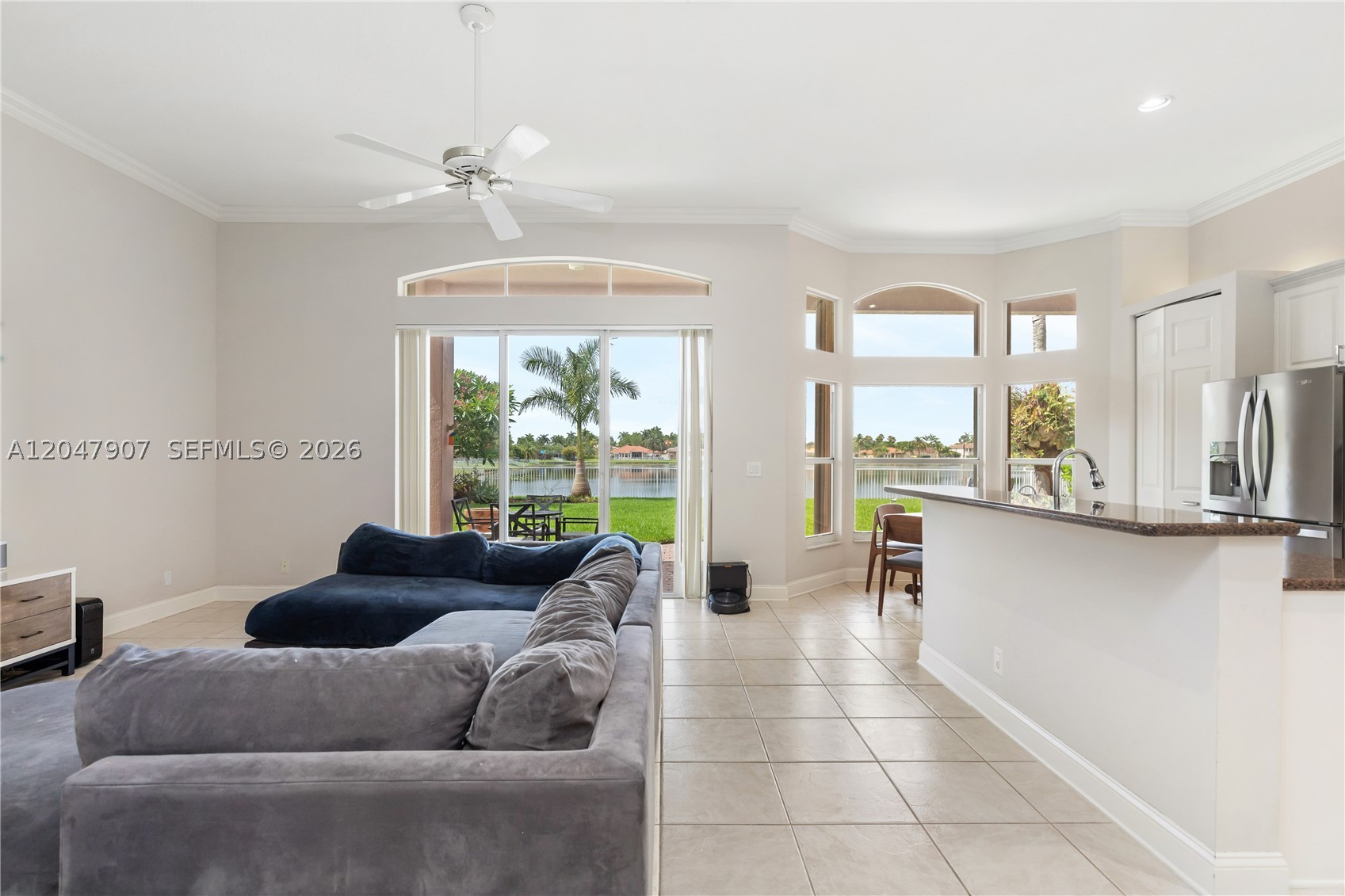18500 SW 7th St, Pembroke Pines FL 33029