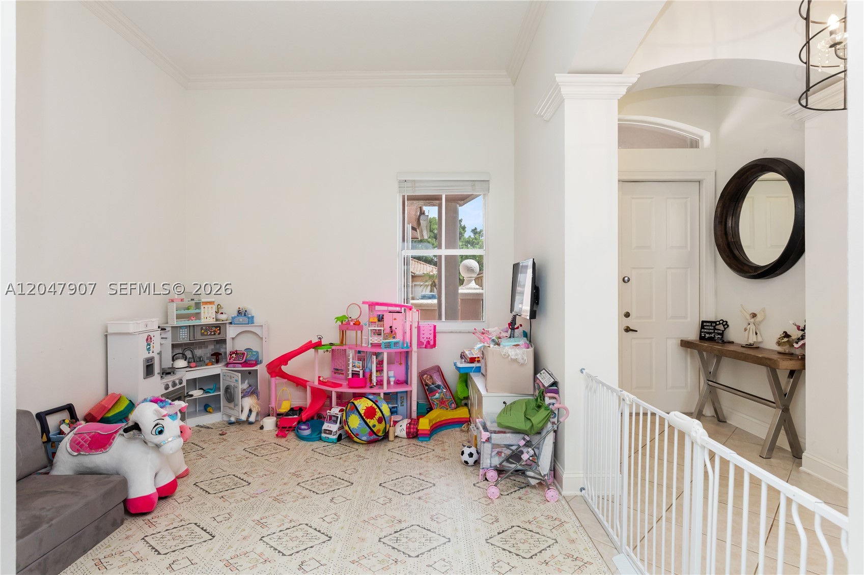 18500 SW 7th St, Pembroke Pines FL 33029