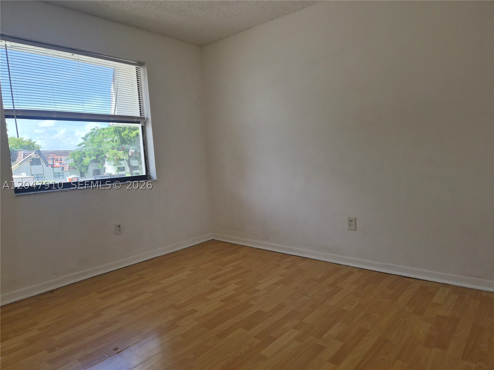 14913 SW 104th St #16-23, Miami FL 33196