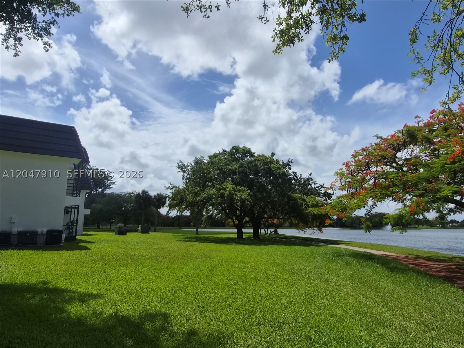 14913 SW 104th St #16-23, Miami FL 33196