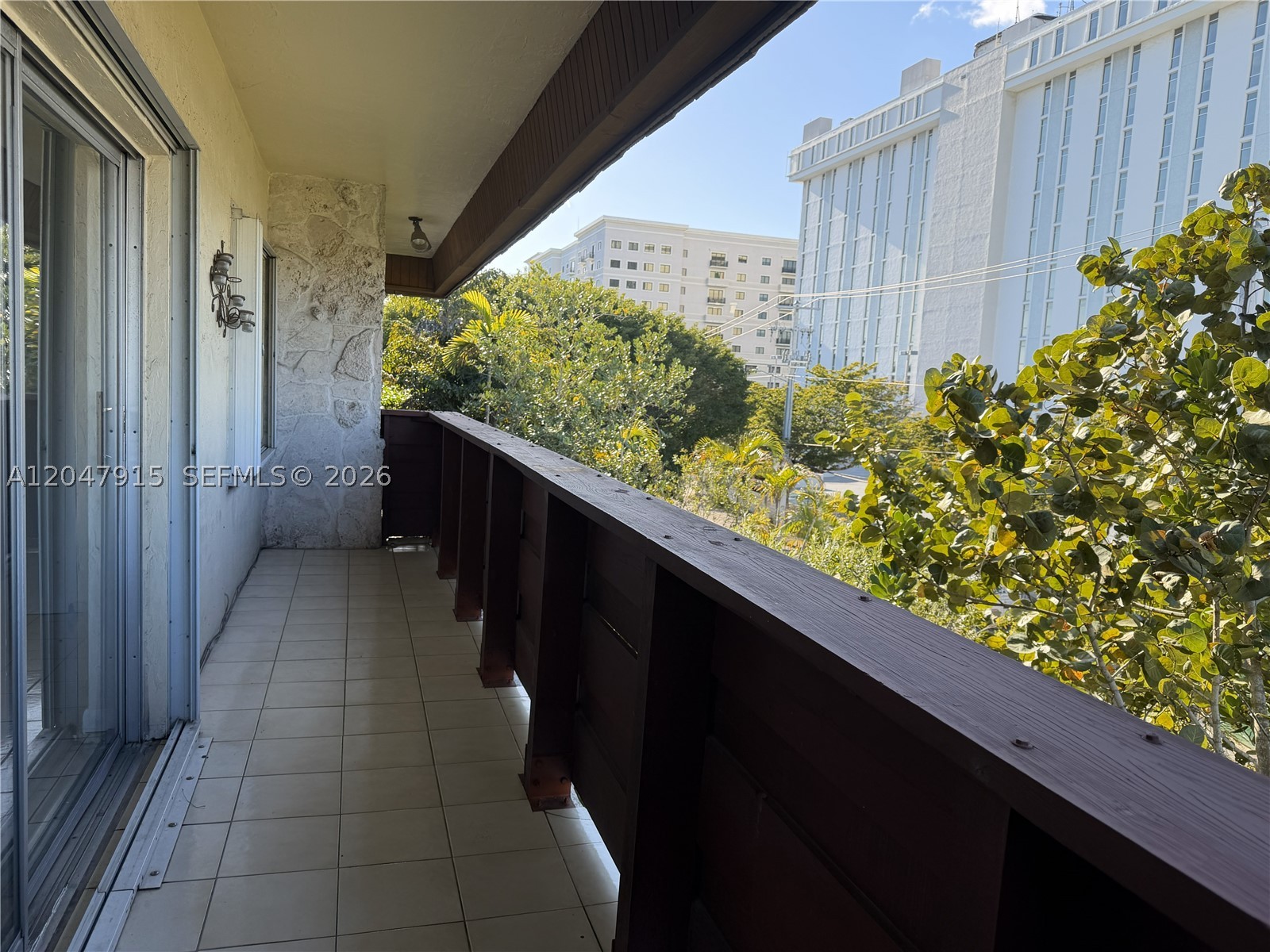 1205 Mariposa Ave #413, Coral Gables FL 33146