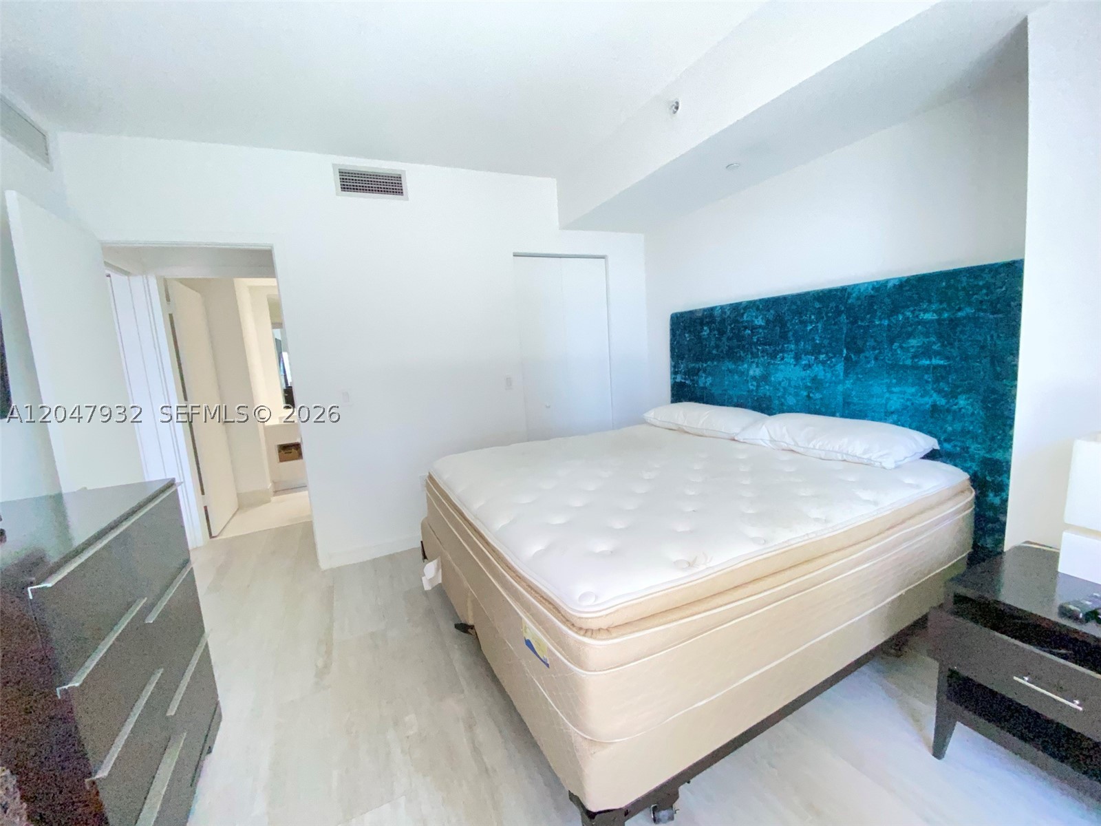 55 SW 9th Street #2102, Miami FL 33130