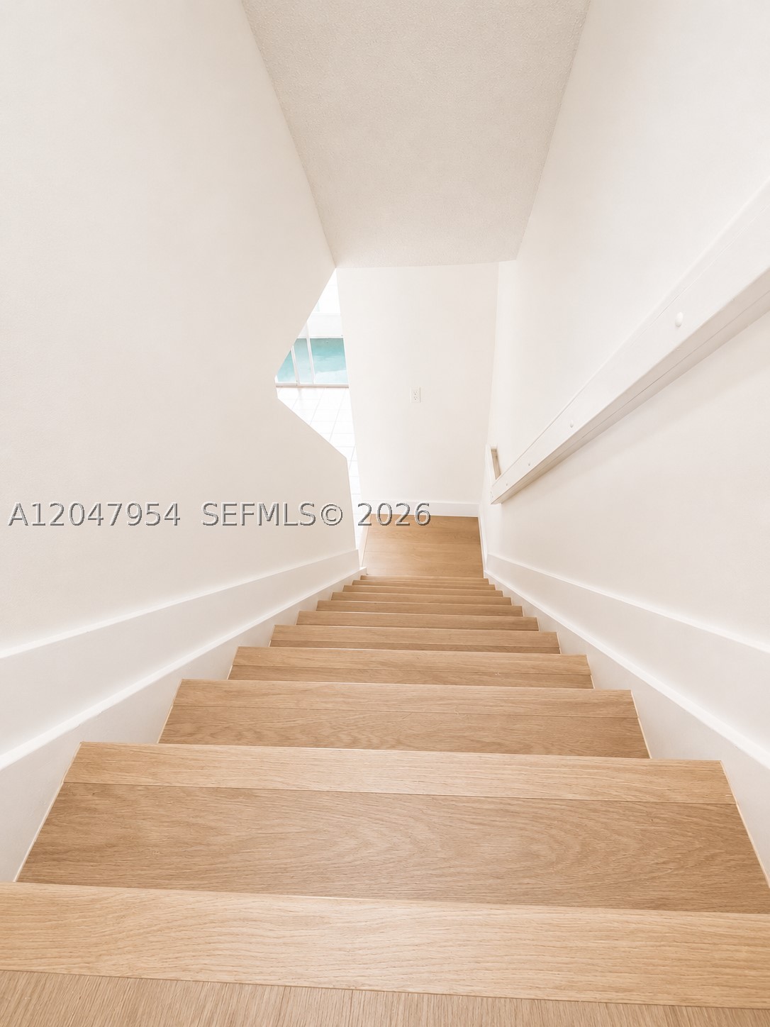 3 Whitehead Cir #3, Weston FL 33326