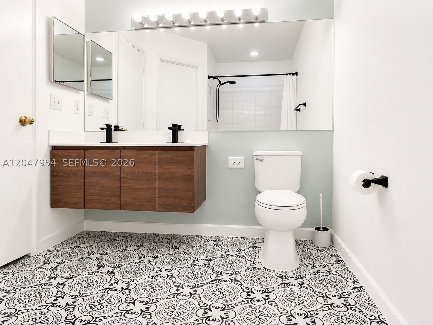 3 Whitehead Cir #3, Weston FL 33326