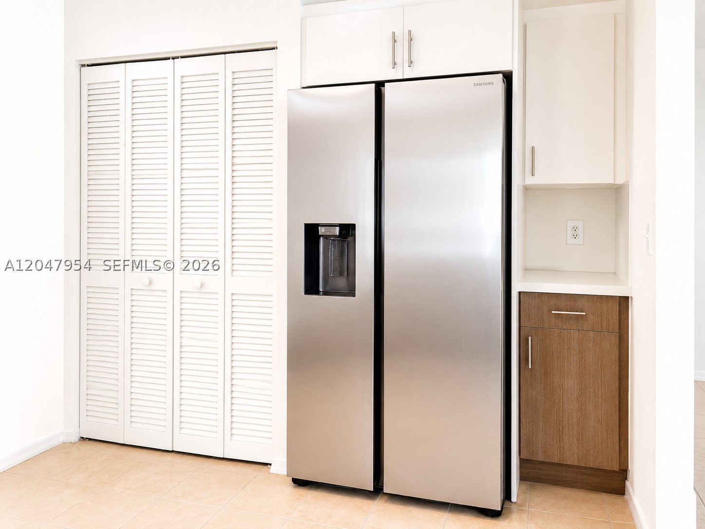 3 Whitehead Cir #3, Weston FL 33326