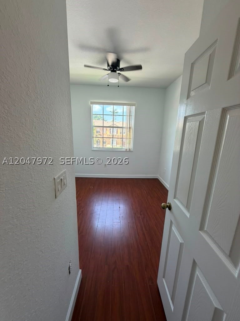 9249 SW 227th St #8-22, Cutler Bay FL 33190