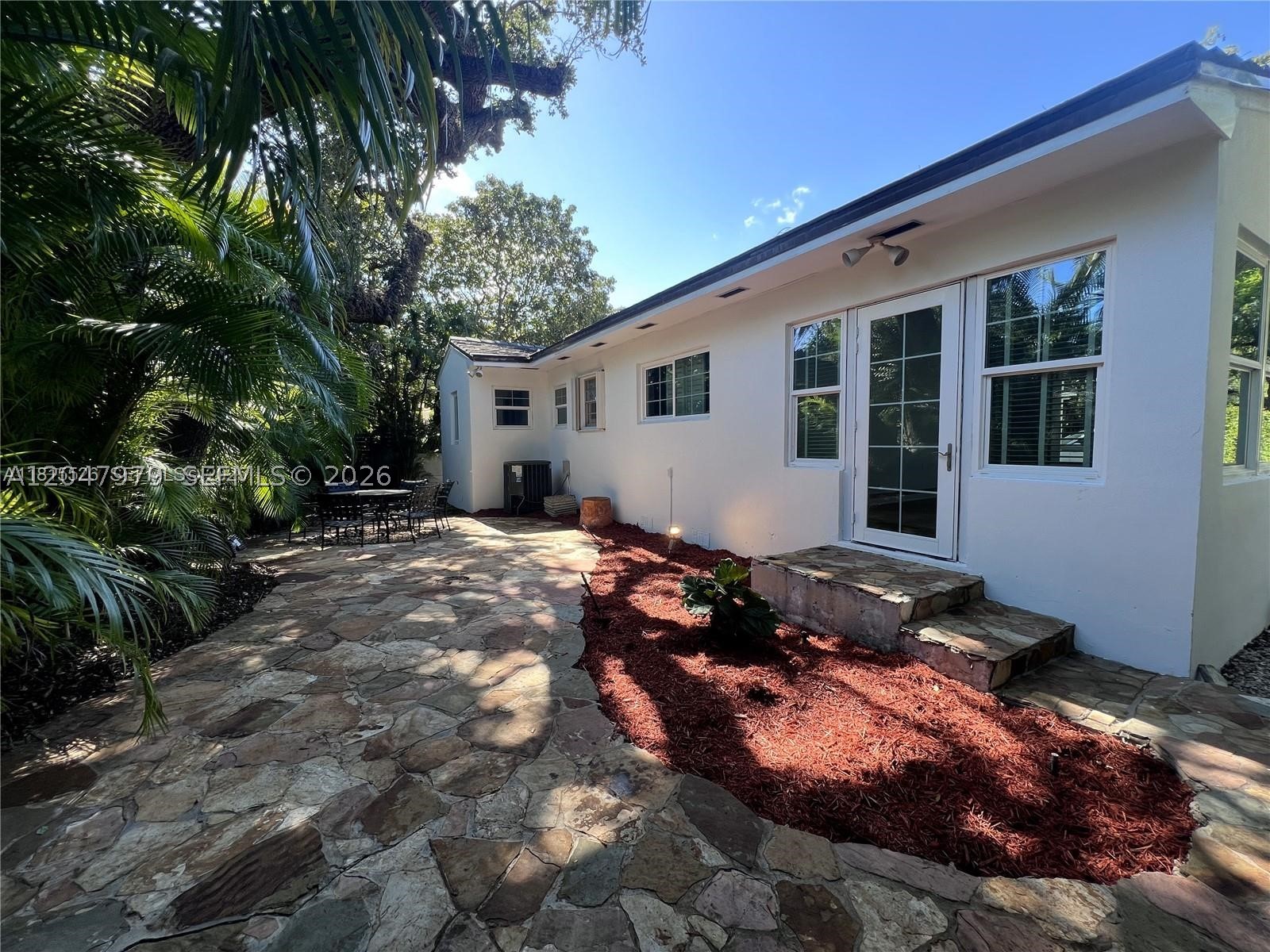 1452 Urbino Ave, Coral Gables FL 33146