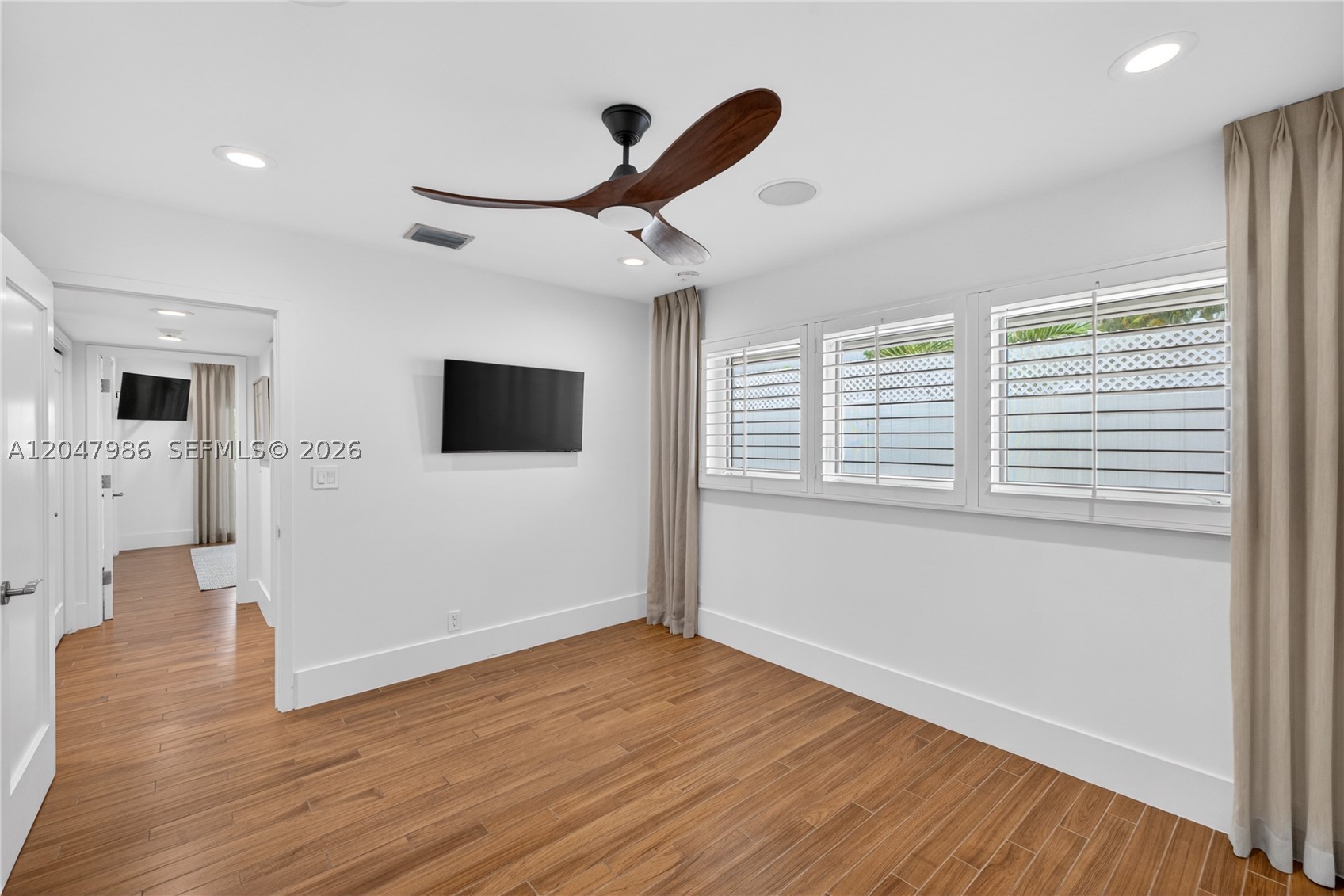 3050 NE 41st St, Fort Lauderdale FL 33308