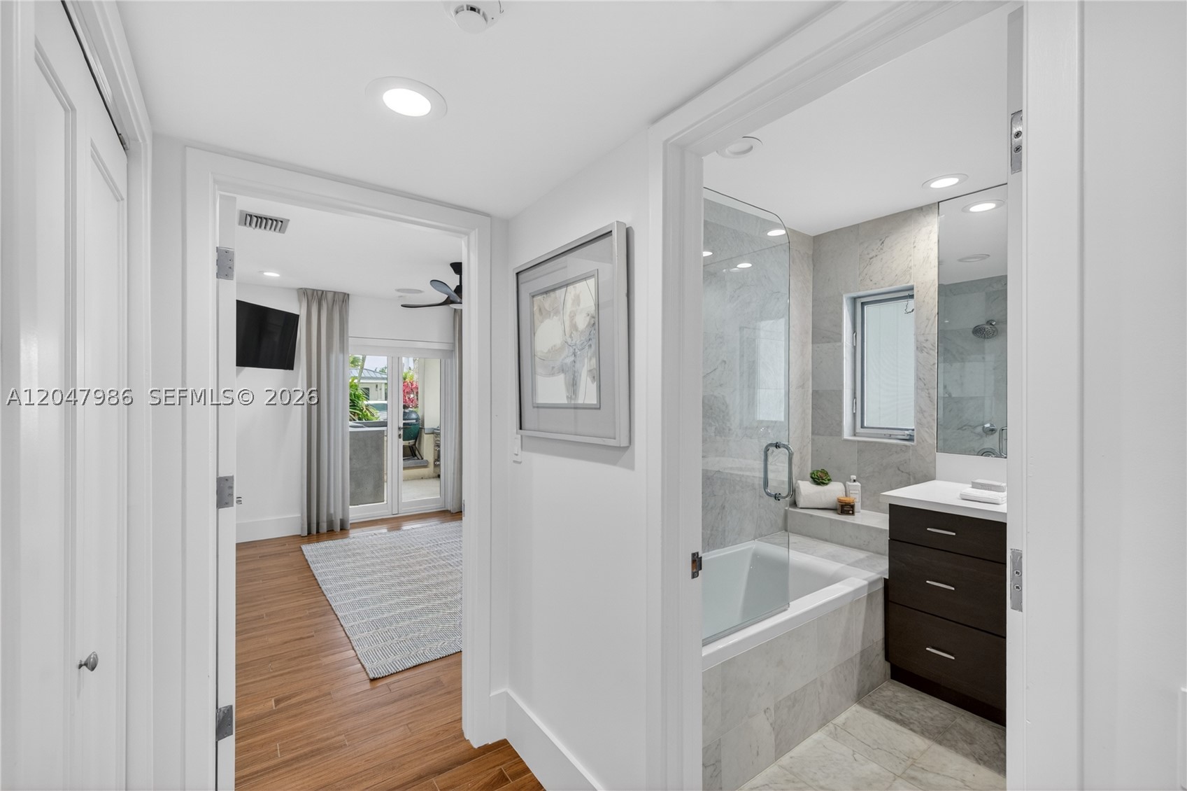 3050 NE 41st St, Fort Lauderdale FL 33308