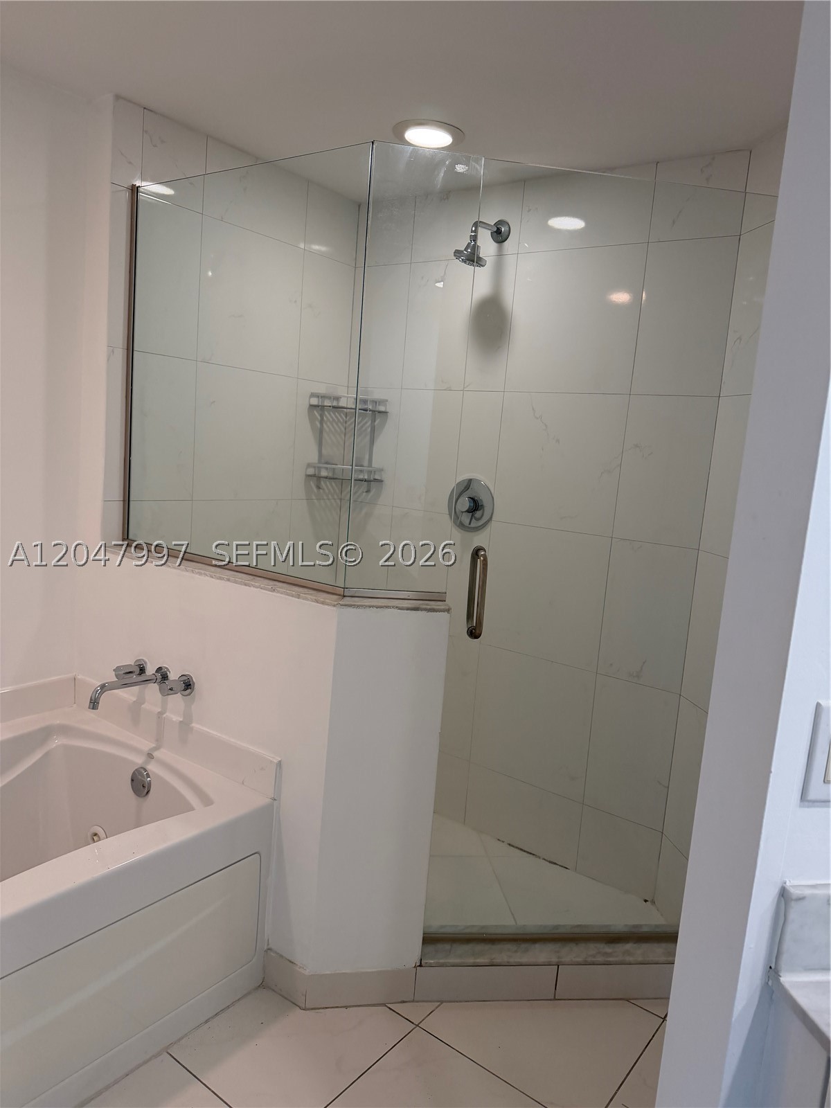 500 Brickell Ave #2907, Miami FL 33131