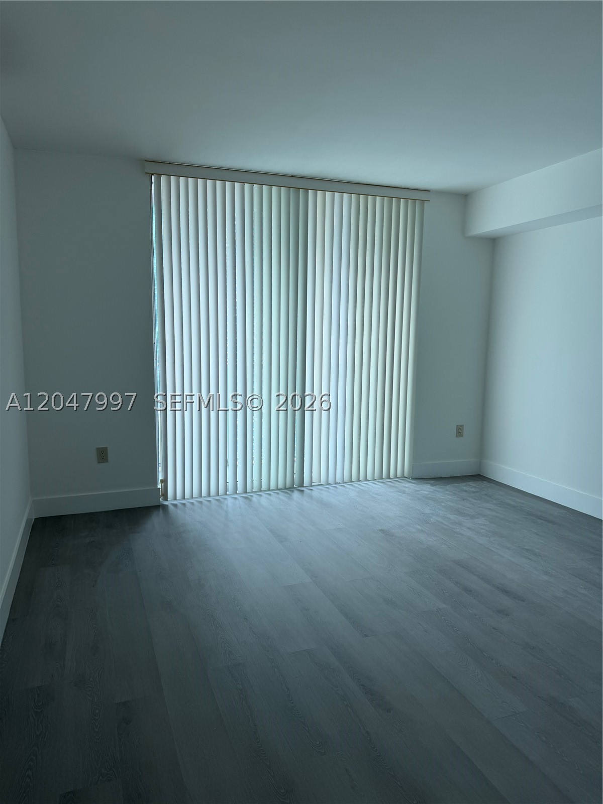 500 Brickell Ave #2907, Miami FL 33131