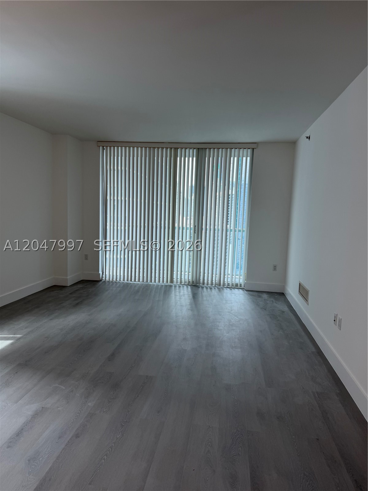 500 Brickell Ave #2907, Miami FL 33131