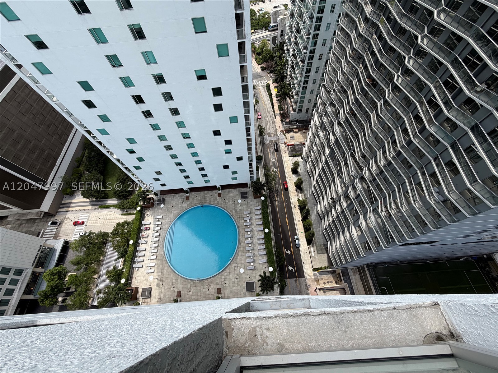 500 Brickell Ave #2907, Miami FL 33131