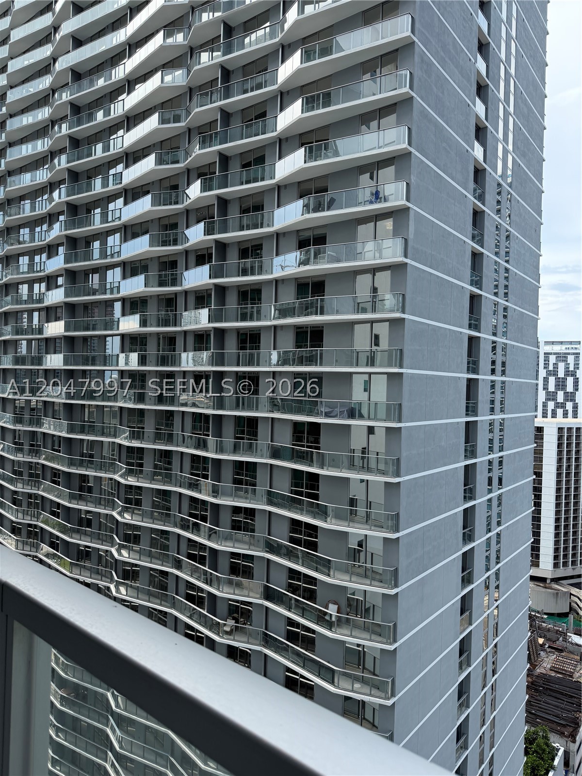 500 Brickell Ave #2907, Miami FL 33131