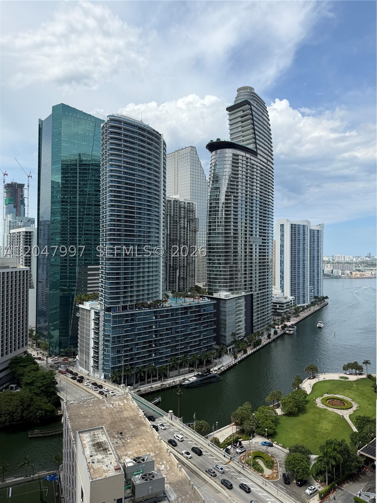 500 Brickell Ave #2907, Miami FL 33131