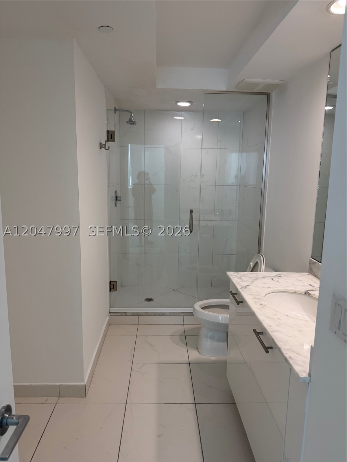 500 Brickell Ave #2907, Miami FL 33131