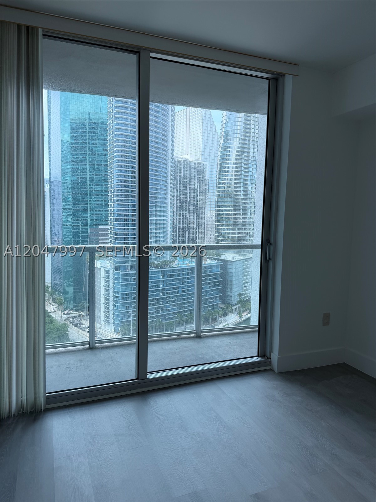 500 Brickell Ave #2907, Miami FL 33131