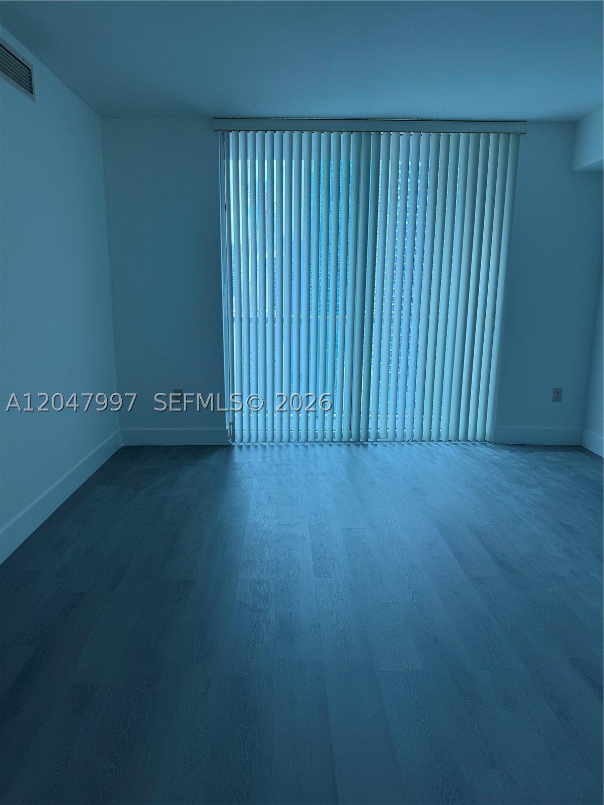 500 Brickell Ave #2907, Miami FL 33131