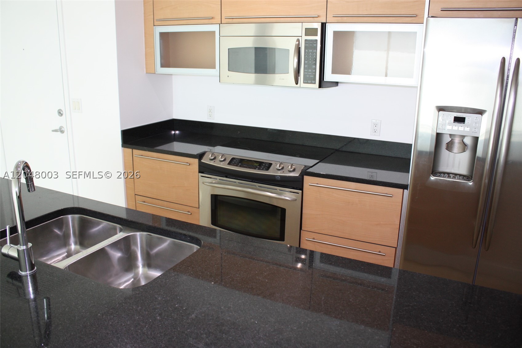 951 Brickell Ave #4006, Miami FL 33131