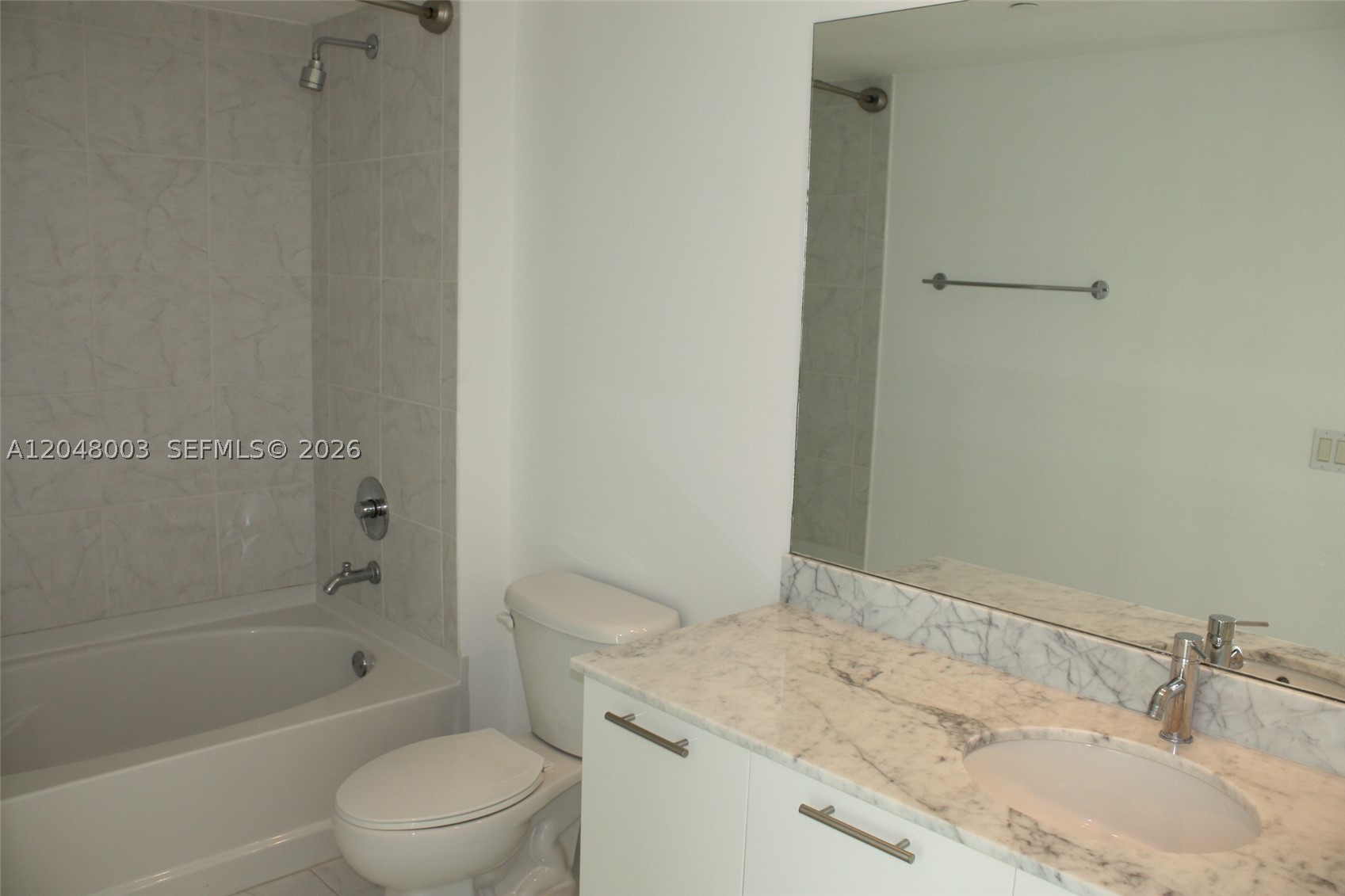 951 Brickell Ave #4006, Miami FL 33131