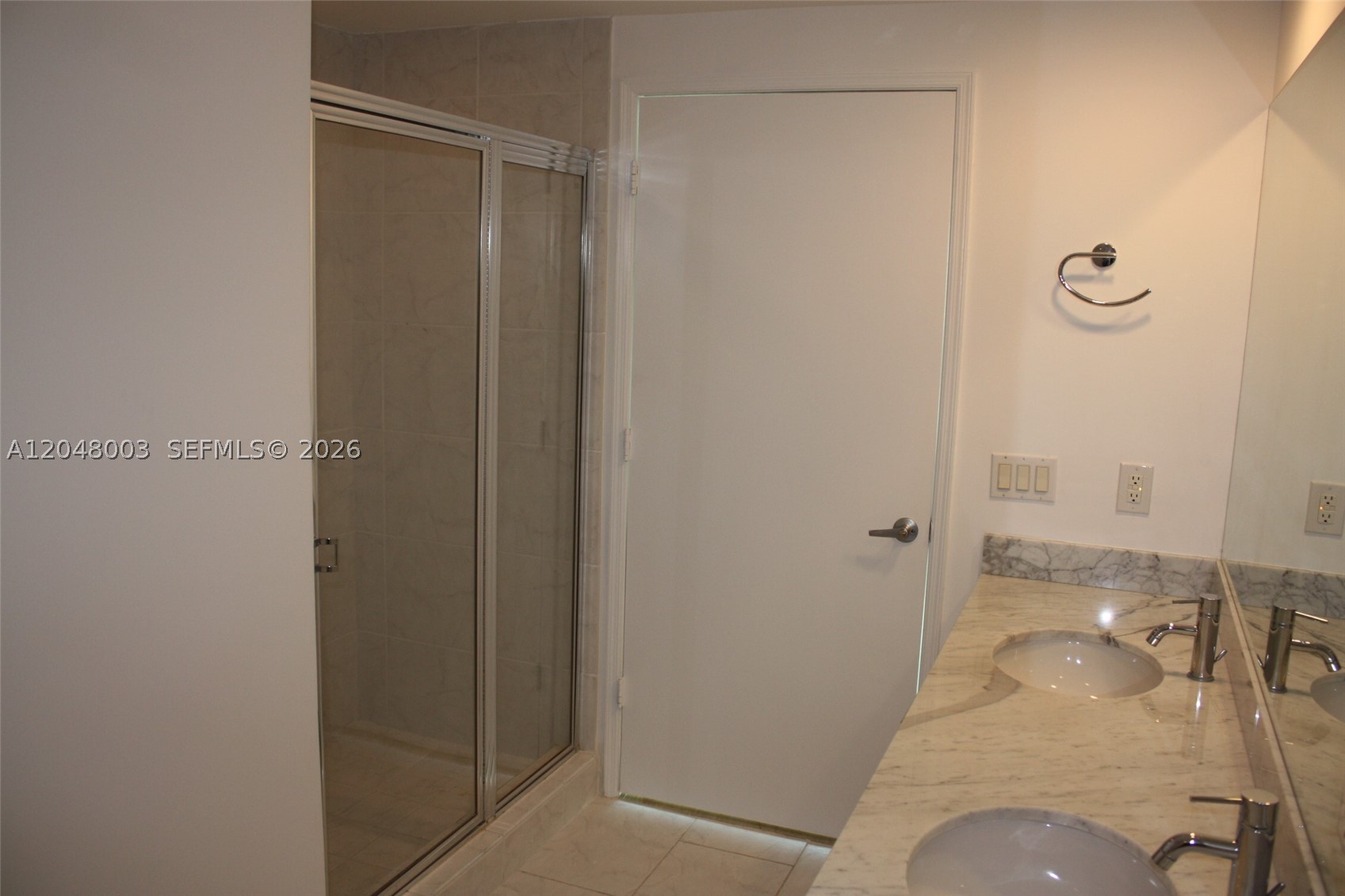 951 Brickell Ave #4006, Miami FL 33131