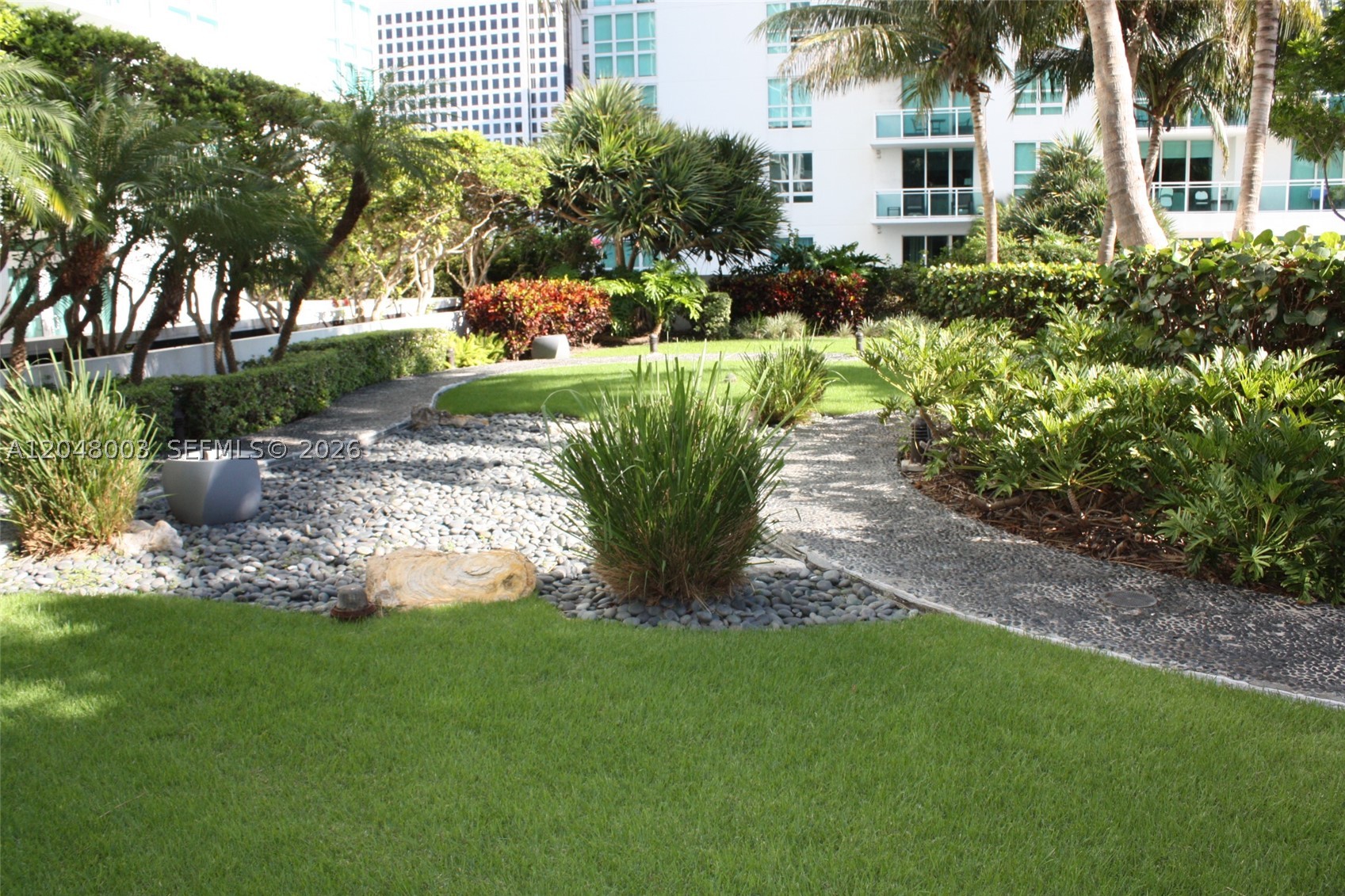 951 Brickell Ave #4006, Miami FL 33131
