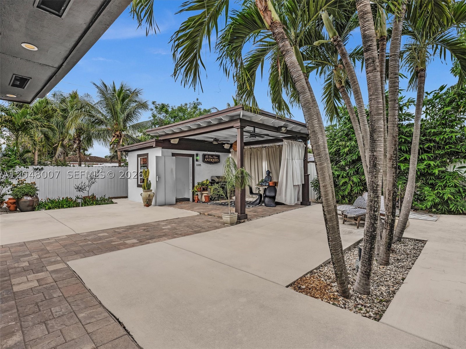 310 SW 65th Ave, Miami FL 33144