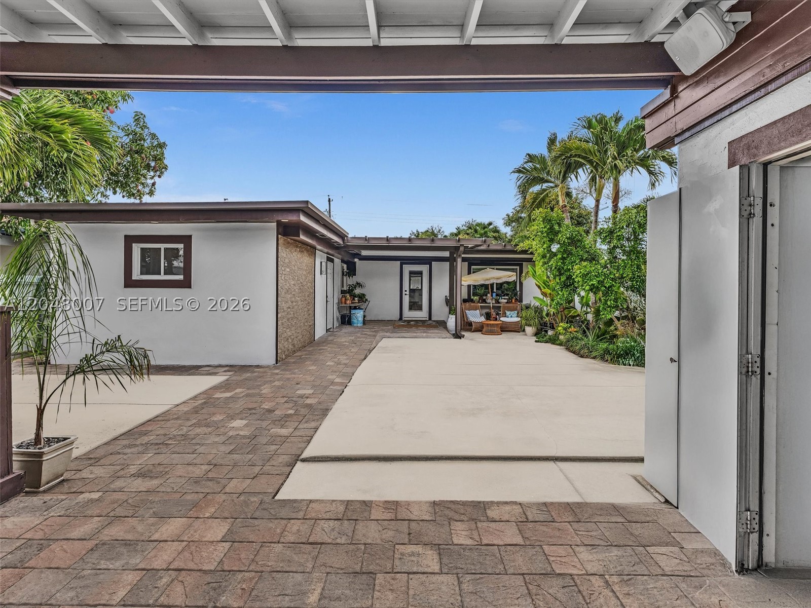 310 SW 65th Ave, Miami FL 33144