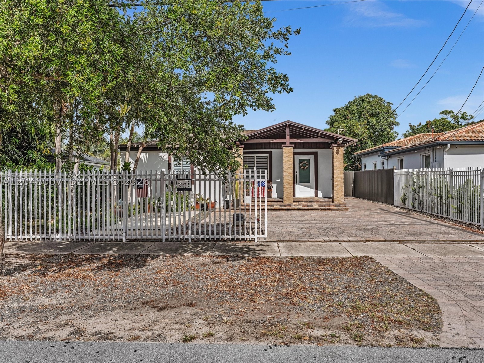 310 SW 65th Ave, Miami FL 33144