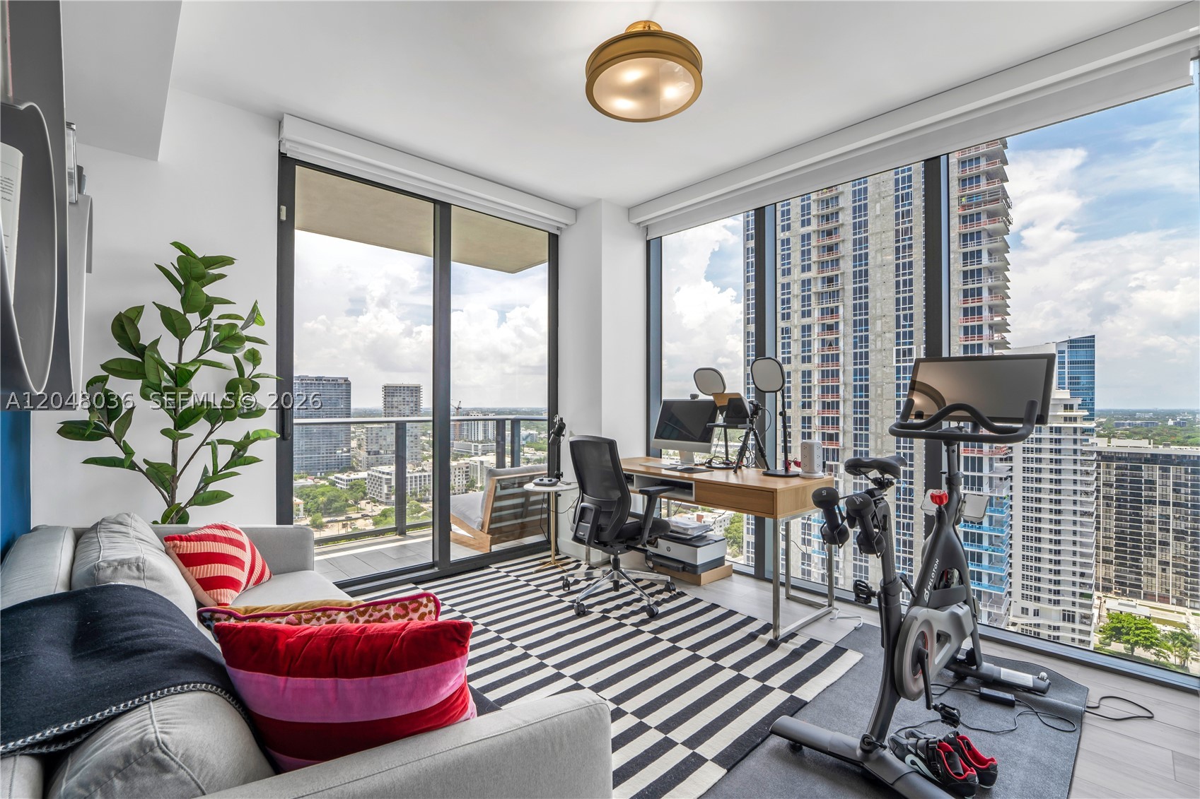 3131 NE 7th Ave #2706, Miami FL 33137