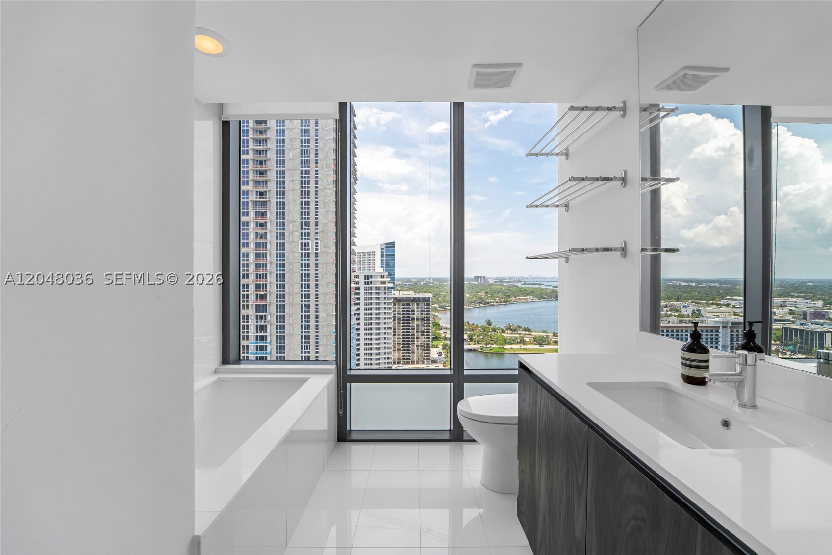 3131 NE 7th Ave #2706, Miami FL 33137