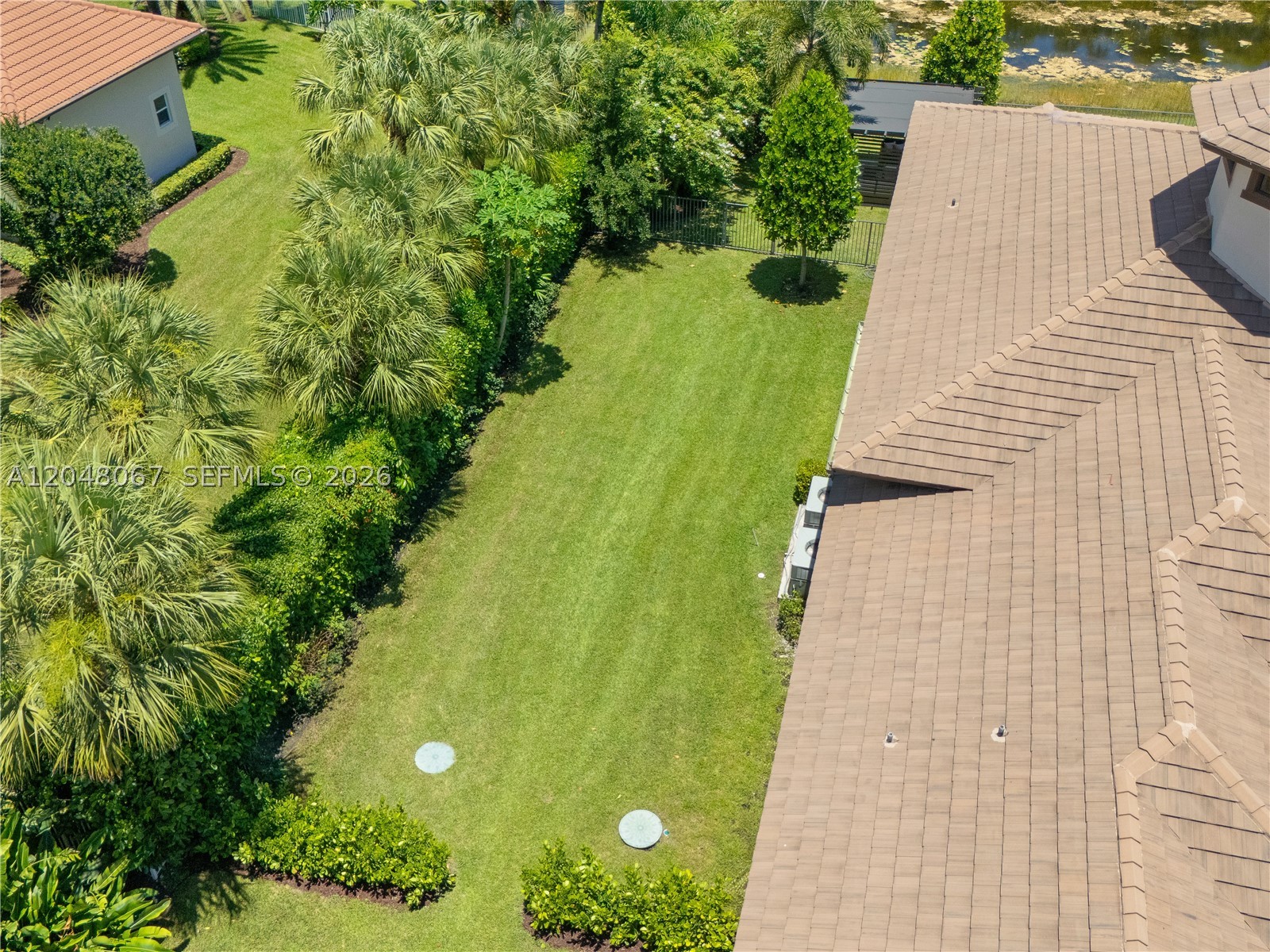3724 Pine Lake Dr, Weston FL 33332