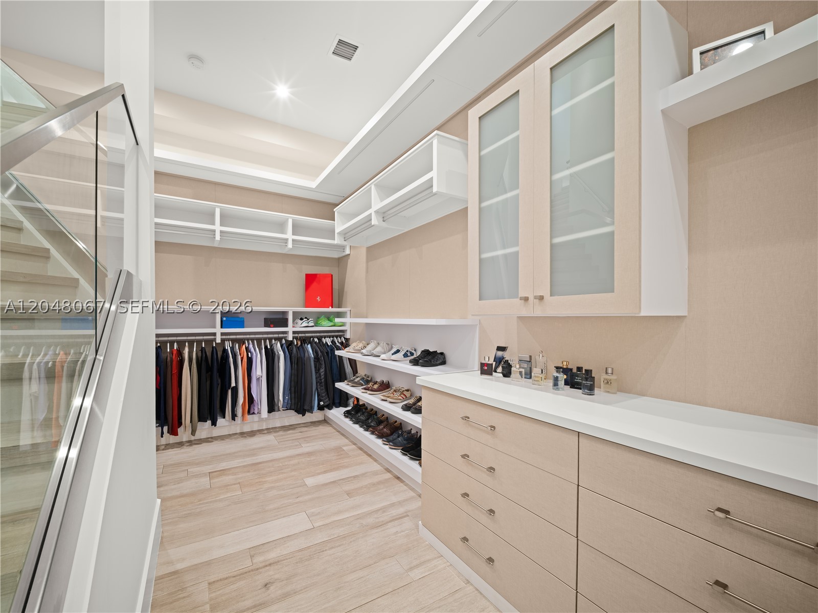 3724 Pine Lake Dr, Weston FL 33332