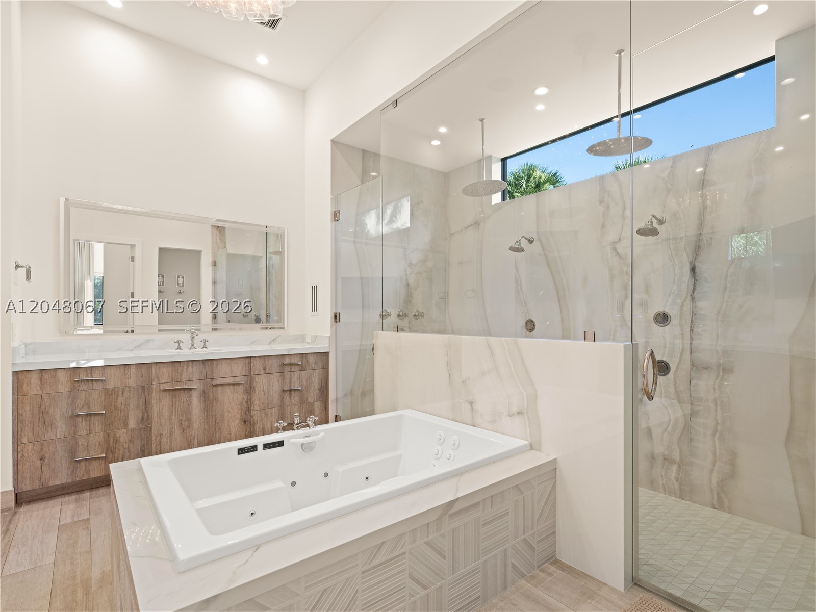 3724 Pine Lake Dr, Weston FL 33332