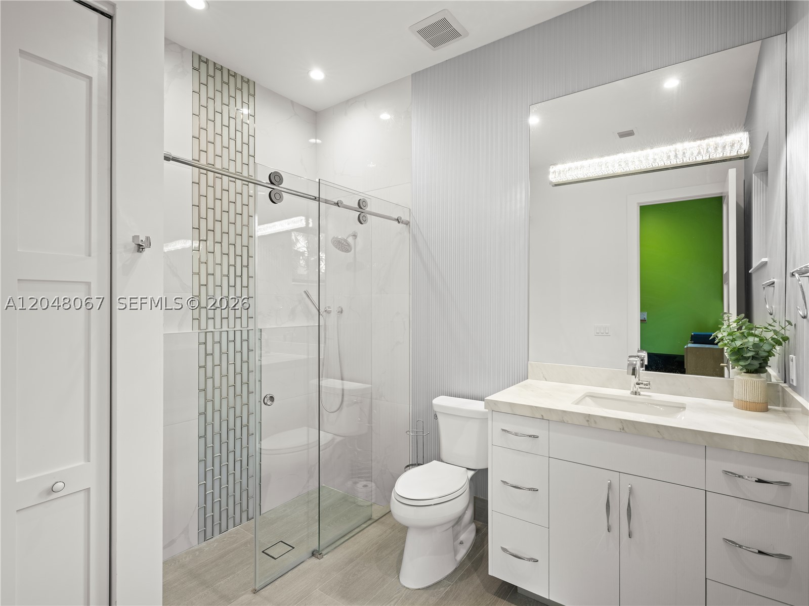 3724 Pine Lake Dr, Weston FL 33332