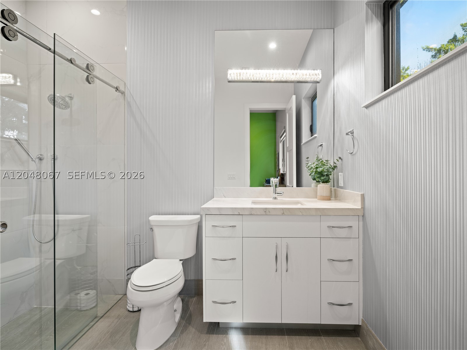 3724 Pine Lake Dr, Weston FL 33332