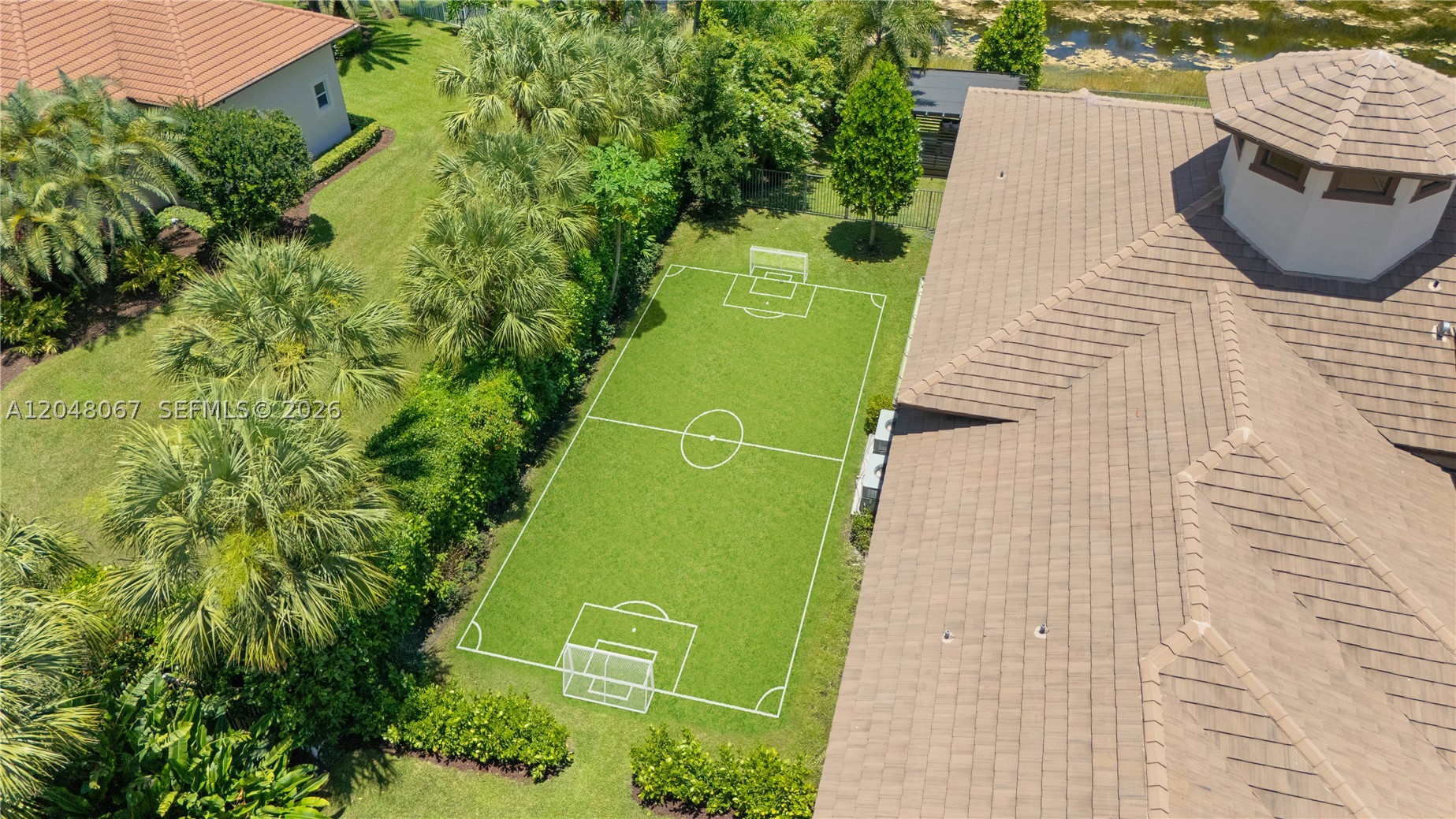 3724 Pine Lake Dr, Weston FL 33332