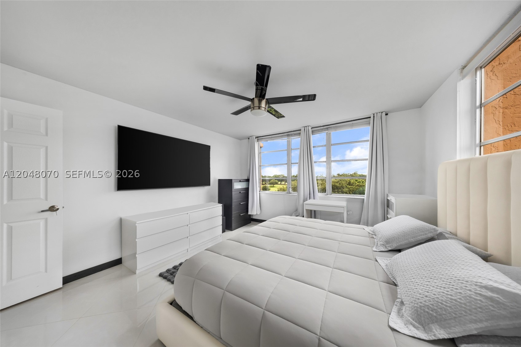 3001 W Rolling Hills Cir #610, Davie FL 33328