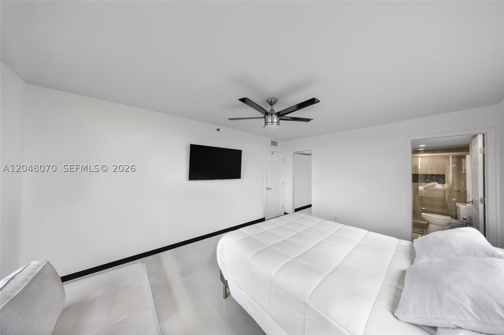 3001 W Rolling Hills Cir #610, Davie FL 33328