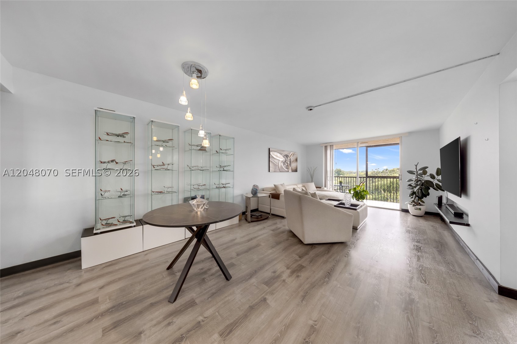 3001 W Rolling Hills Cir #610, Davie FL 33328