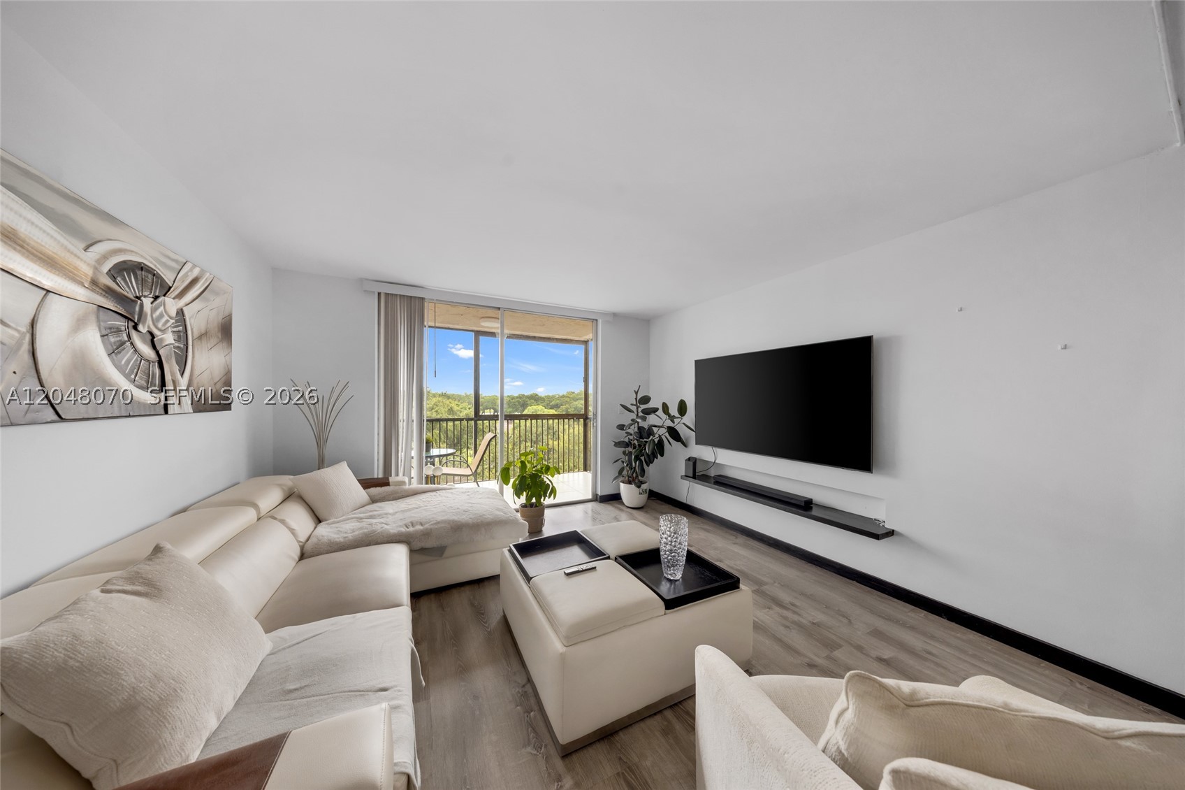 3001 W Rolling Hills Cir #610, Davie FL 33328