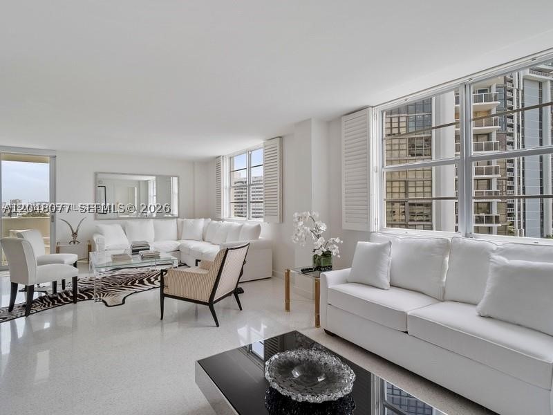 5 Island Ave #8H, Miami Beach FL 33139