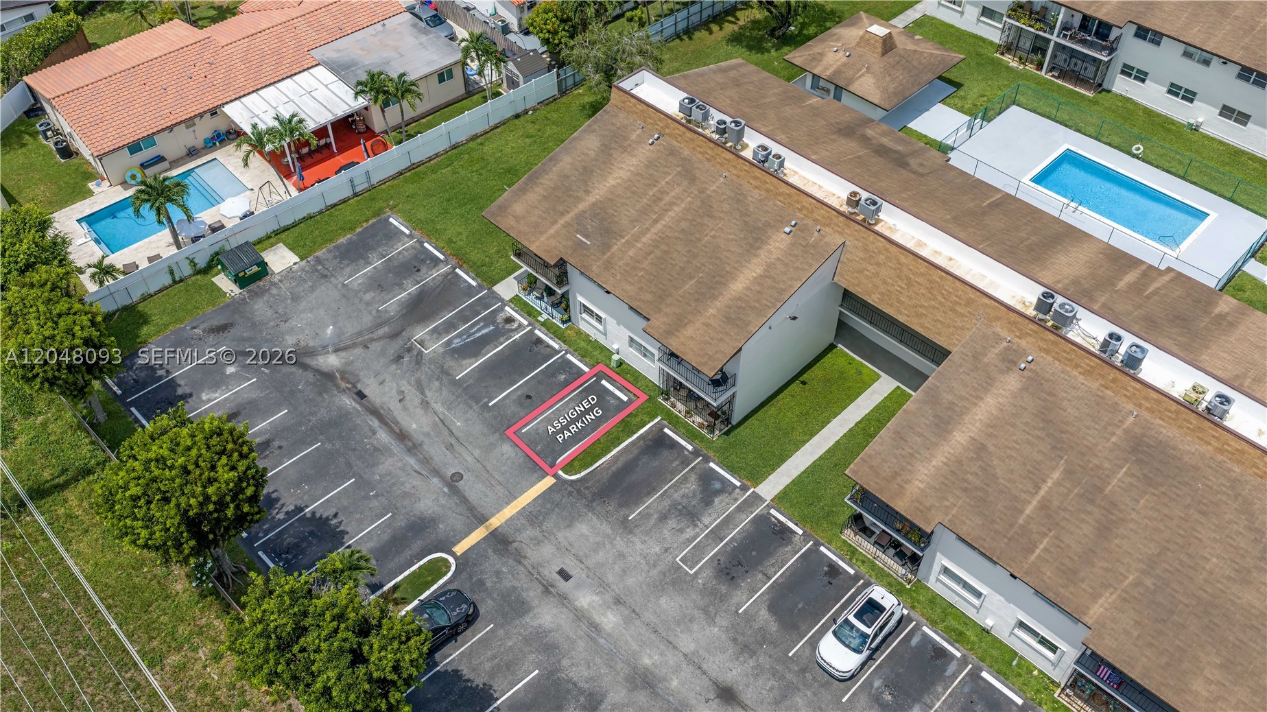 9520 SW 8th St #203, Miami FL 33174