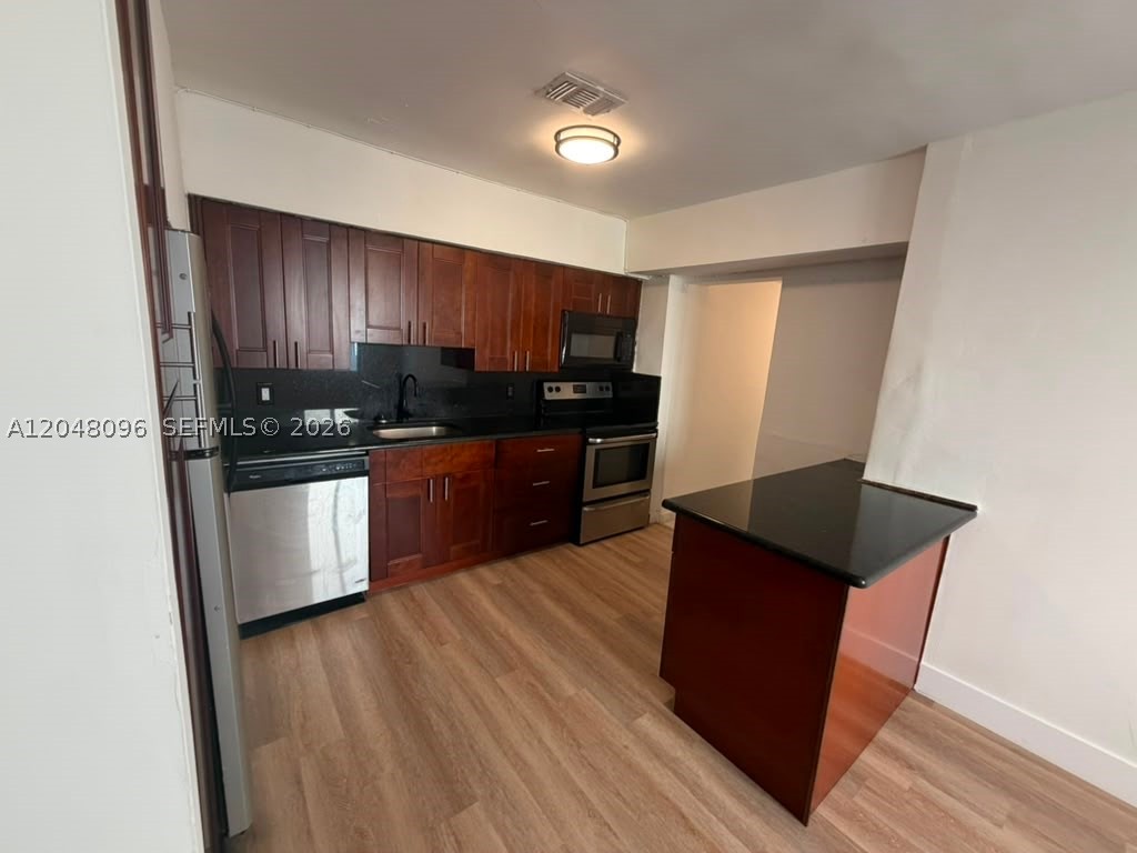 655 85th St, Miami Beach FL 33141