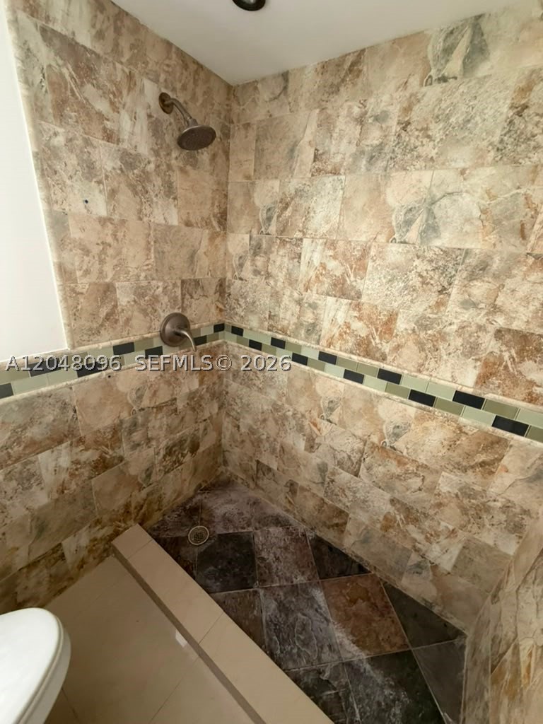 655 85th St, Miami Beach FL 33141