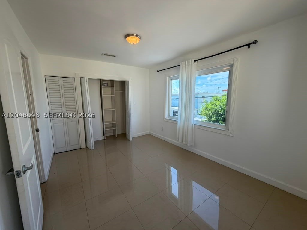 655 85th St, Miami Beach FL 33141