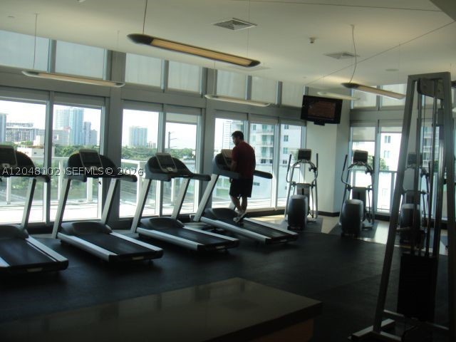 1111 SW 1st Ave #1419-N, Miami FL 33130