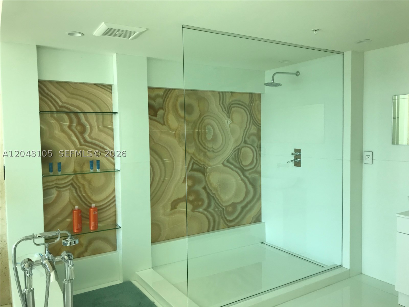 1900 N Bayshore Dr #5003, Miami FL 33132